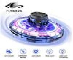 Flynova 2020 Nowa LED Rotating Flying Toy UFO 360 ° Flying Spinner Prezenty urodzinowe