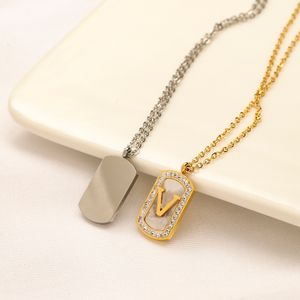 Silver Gold Pendant C Halsband Design för kvinnor älskar smycken rostfritt stålkedja hänge halsband designer bröllop parti rese sport aldrig blekning smycken l1951