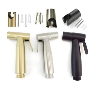 Bidetter Spray Gun Faucet Toalettbricka Pressurizing Handhållen Sprinkler Vattenpistol Womens Bidet Attachment K5 240311