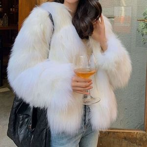 2023 Winter Coat Haining New Style Street Fried Fox Fur Young Women Short Cut, Small Statures verkar tunn och fluffig 6334