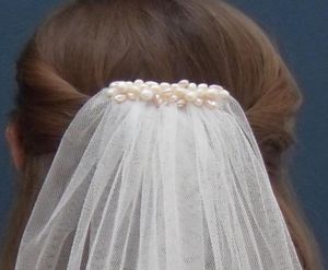 Irregular Pearl Bridal Veil With Metal Comb Ivory White Champagne Wedding Veil with Freshwater Pearls Vintage Beads Bridal Accesso6184191