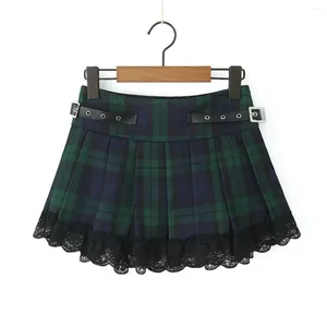 Gonne Minigonna Abiti Y2k Plaid verde Moda coreana per donna Elegante pizzo nero pieghettato a vita alta con cintura