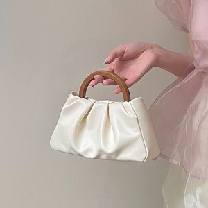 Designer bag The Bucket Bag Evening Bags Shoulder Bags Women Shoulder Handbags Tote Bags Designer Fashion Famous Cross Body Wholesale embossing drawstring AAA
