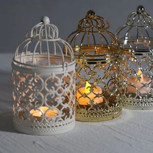 Nodic Decorative Moroccan Lantern Votive Candle Holder Hanging Vintage Christmas Candlesticks Home Decora 240301