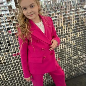 Бутиковый двубортный костюм розового и красного цвета для девочек, комплект из двух предметов, элегантная модная детская одежда высокого качества 240311