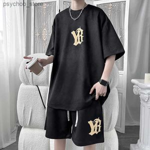 Men's Tracksuits Summer mens sportswear casual printed short sleeved T-shirt+shorts 2 Pierce set 2023 new mens jogger sportswear Q240314