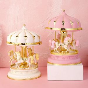 Lådor Creative Luminous Music Box Elegant Colorful Glitter Carousel Music Box Home Decoration Children Girls Ny Year's Birthday Present
