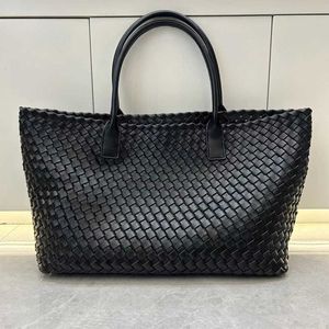 Botteg Venet High end bags for Tote Bag Womens Shopping Big 2024 New Knitted Handbag Shoulder Vegetable Basket Large Capacity Original 1:1 with real logo and box