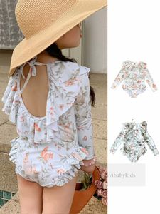 Ins Children Rabbit Printed One-Piece Swimsuit Kids Falbala Lapel Backless Swimwear 2024 Summer Girls Spa Holiday Spa Bathing Beach Swimming Z7158