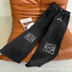 Women's Jeans designer 24 year early spring new niche design fashionable embroidered washed straight leg jeans K2IF