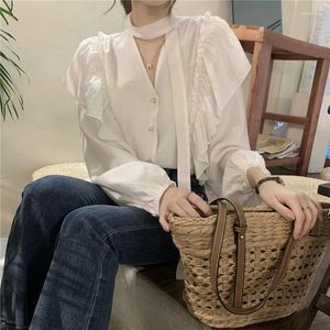 Camicette da donna Camicia a maniche lunghe con design allacciato francese 2024 Autunno Coreano Chic Camicetta da donna delicata con scollo a V Ruffles Elegante top femminile solido