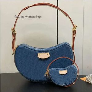 3A Tasarımcı Çanta Kadın Tote Çanta Denim Vintage Omuz Tuval Çanta Altındaki Kol Koltuk Çantaları Baskı Kadınlar Sırt Çantası Altın Donanım Koşusu 40995 44460 44464 Kadın