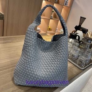 Edição original Top Quality Bottgss Ventss Hop Crossbody Bags Online Store Bag 2023 Nova Moda Couro Genuíno Handwoven Tote Womens LargeWith Real Logo