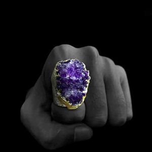 Pierścienie klastrowe naturalne ametystę Drusy Pierścienie złota leczenie kryształ druz nieregularny pierścień fioletowy kwarcowy pierścień regulowany dla mężczyzn/kobiet prezenty L240315