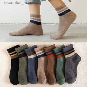 Men's Socks 5 Pairs High Quality Men Autumn Winter Thermal Cotton Fashion Thickened Casual Sweat Absorption Stripe Pure ColorC24315