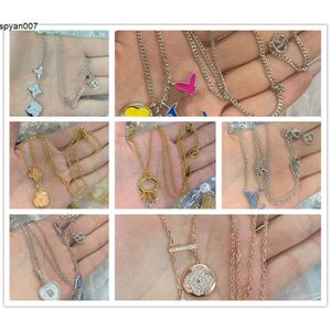 Luxury Necklace Designer Jewelry Brand Circle Letter for Fashion Brands Jewellery Pendants Day Flower Necklace