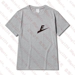 T-shirt da uomo di design Estate Streetwear T-shirt a maniche corte in cotone traspirante e confortevole Uomo Donna T-shirt hip-hop di alta qualità EUR Taglia XS-XXL