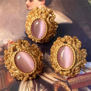 Vintage Metal Stud Earrings Natural Stone Opal Brass for Women Gold Color Jewelry Elegant Travel Gift S925 Silver Needle 240306