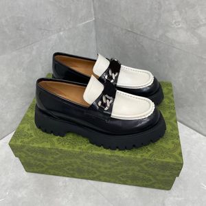 New Fashion Luxury Designer Casual shoes Elegant Patent Leather Single platform loafers Letter women formal wear shoes social wedding parties high-quality leather