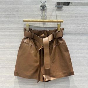 Shorts femininos 2024 primavera moda cordão cintura larga cinto de couro real mulheres all-macthed streetwear chique pele de carneiro