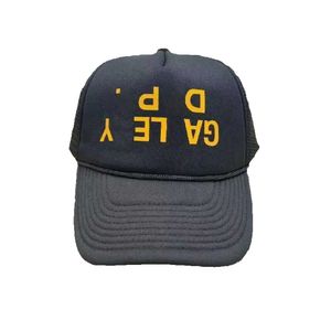 Latest Patch Embroidery Mens Ball Caps Galleryes Lettering Curved Dept Brim Baseball Cap Fashion Letters Hat Printing Huvm9gm8