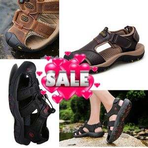 2024 Neue Sandale HERREN Slides Plateau Slipper Sommer Plateau Slides Comfort Strandschuhe Pool GAI 38-48 Niedriger Preis Größe 38-48