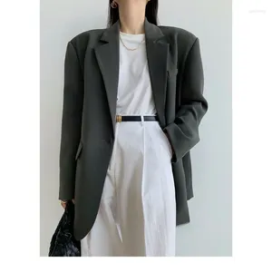 Kvinnors kostymer 2024 Spring och Autumn Grey Sacka Jacket Women Senior Design Sense Blazer Korean version av Loose Slim Casual