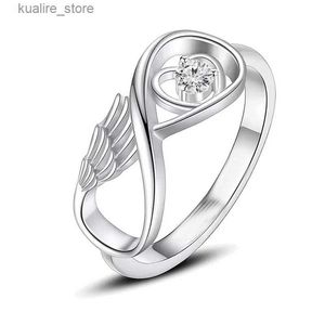 Pierścienie klastra Niestandardowe pierścienie kremacyjne dla skrzydeł Ashes Wings Heart Memorial Urna Biżuteria Ash Holder Stal nierdzewna Pierścień urna dla kobiet L240315