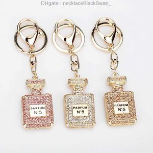 Jewelry Rhinestone Crystal 3 Colors Perfume Bottle Shape Pendant Keychain Gifts Car Handbag Key Holder Party Gift I9DI