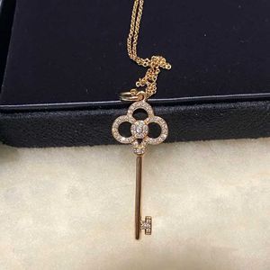 Designer 925 Sterling Silver Tiffay och Co Crown Key Necklace pläterad med 18K Rose Gold Diamond Pendant Hollkedja Hög version