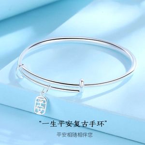 New Chinese Style Safety Pendant Push-pull for Women with Peace Happiness, Minimalist and Niche Design, High-end Textured Loop Bracelet