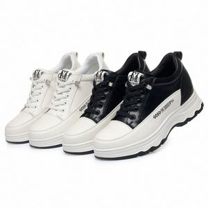 2024 Nya mjuka läder Little White Shoes Women's Sports and Casual Shoes Soft Sole Spring and Autumn Leather Shoes C52O#