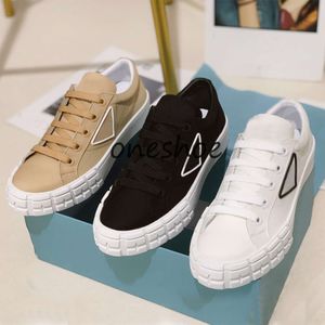 Casual Shoes Womens Designer Shoe Sports Travel Fashion White Woman Flat Shoes Lace-Up Leather Sneaker Tyg Gym Trainers Platform Lady Sneakers Storlek 35-40-41 med låda