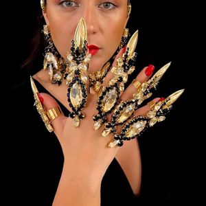 Cluster Rings Stonefans Black Crystal Exaggerate Finger Rings Set Statement Jewelry Fashion Women Large Rhinestone Open Ring Hand Decoration L240315