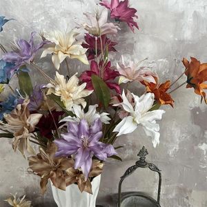 Fiori decorativi Bouquet simulato Giglio a 3 teste Orchidea artificiale Casa Disposizione di nozze finte Fiore di seta