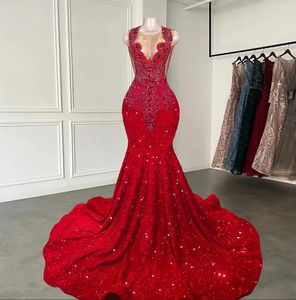 Mermaid Red Long Dresses 2024 Black Girls Sheer Crew Neck Diamonds Style Sparkly Rhinestones Crystals Sequined Prom Party Formal Evening Gowns