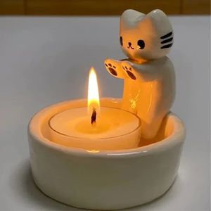 子猫のろうそくのホールチュートグリル猫アロマセラピーキャンドルホルダーデスクトップ装飾樹脂の飾り誕生日プレゼント240314
