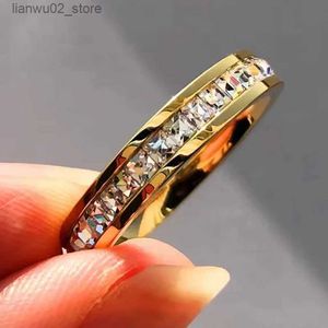 Wedding Rings Bohemian Womens Crystal CZ Stone Ring Vintage Stainless Steel Womens Wedding Ring Fashion Promise Gold Engagement Ring Jewelry Q240315