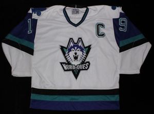 Quebec Nordiques Wolf Jersey 19 Joe Sakic Hockey Jersey Brodery Stitched Anpassa valfritt nummer och namntröja5109972