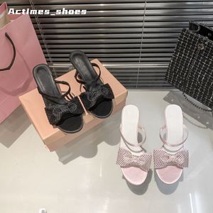 Topuk Tasarımcı Topuklar Yüksek Topuklu Sandallar Tasarımcı Kadın Ayakkabı Deri 8cm Sandal Rhinestone Yay Katırları Topuklu Yüksek Yaz Plajı Seksi Lüks Düğün Ayakkabıları Kutu 34-40