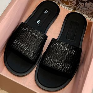 2014 MM Womens Designer Fashion Flat Bottom Slippers Plant Knitted Letter LOGO Flat Sole Slippers Womens Sandals Leather Soles Casual Ladies Slippers Sizes 35-40