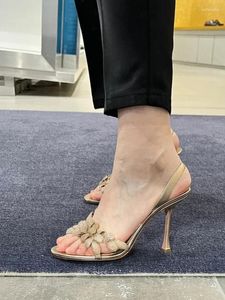 Sandálias Água Diamante Flor Open Toe para Mulheres 2024 Salto Alto Francês Ouro com Charme Fino Sexy e Elegante