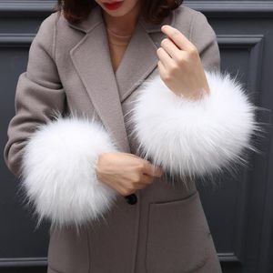 Cuff-like fur glove windproof cuff sleeve bracelet -like hair Cute wrist sleeve winter women249x