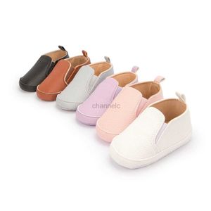 First Walkers Newborn Shoes Bean Shoes Baby Non-Slip Soft Sole Learning Shoes Pedestrian Baby Shoes Daily Baby Shoes 240315