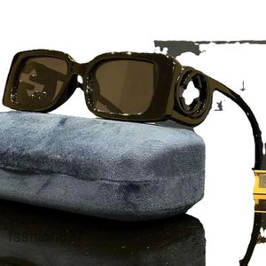 Ny kvinnors designer som G Samma klassiska glasögon Small Square Advanced PC Plate UV400 Solglasögon 6998Ltil
