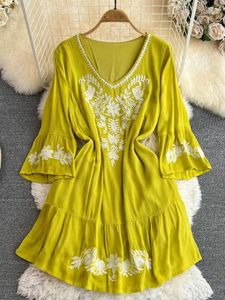 Party Dresses Women Summer Dress Bohemian Ethnic Style Flare Sleeves V-Neck Embroidered Cotton Waist Leisure Time A-line D4141