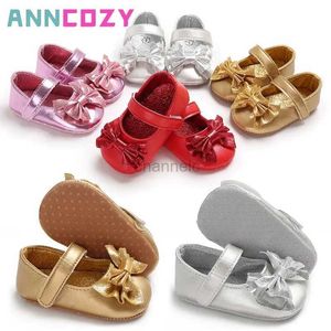 Pierwsze spacerowicze 2023 Kids Princess Buty Buty Dziewczyny Białe koronki do chrztu przed Walker 0-18 miesięcy Buty do pierwszych butów na imprezę 240315