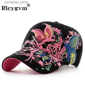 Ball Caps Butterfly Embroidered Baseball Cap 2022 New Spring Summer Women Casual Snapback Caps Butterflies Flower Print Outdoor Sun HatsY240315