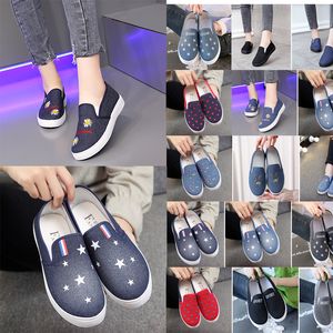 Casual Shoes Designer Platform Sneakers Sneakers Triple Black Light Leather Trainers 36-46 GAI