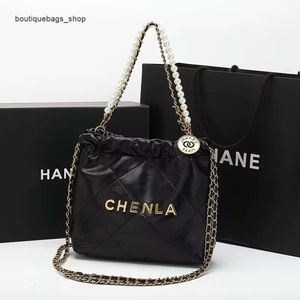 Stilvolle Handtaschen von Top-Designern Xiaoxiangfeng Garbage Bag New Pearl Chain Fashion Lingge Shoulder für Frauen